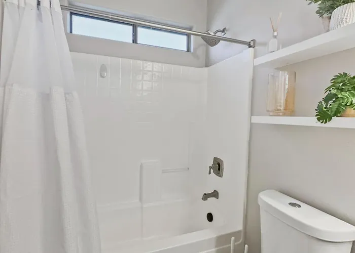 3 King Sleeps 12 Heated Pool Waterslide Paradise