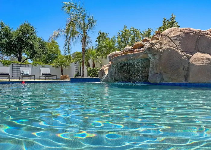 Holiday home 3 King Sleeps 12 Heated Pool Waterslide Paradise *